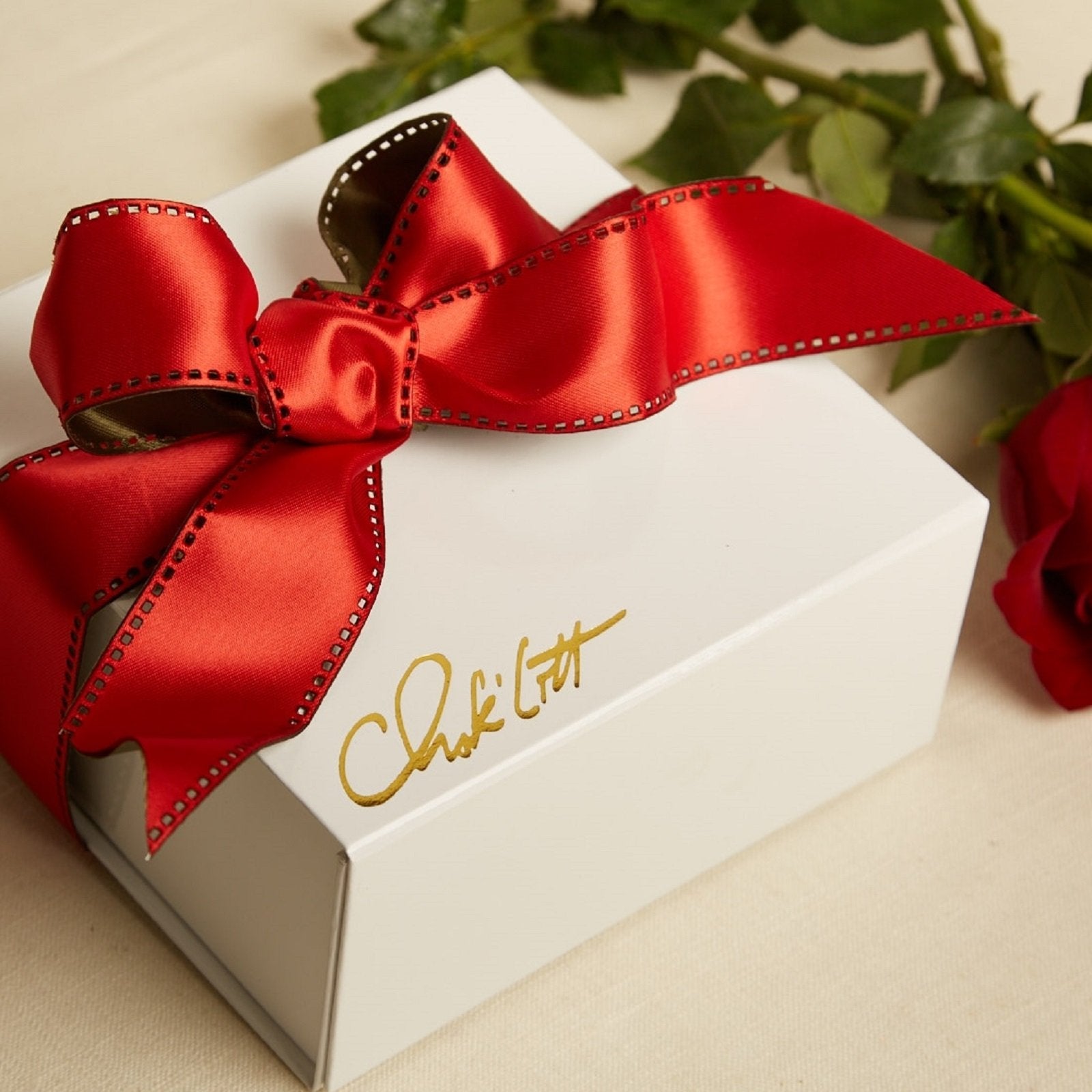THE JANE CHRISTMAS GIFT BOX